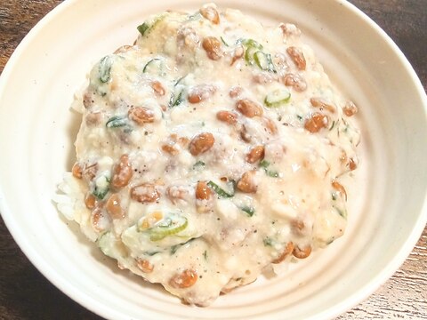 朝ごはんに混ぜて!!絹ごし豆腐De納豆かけご飯♬